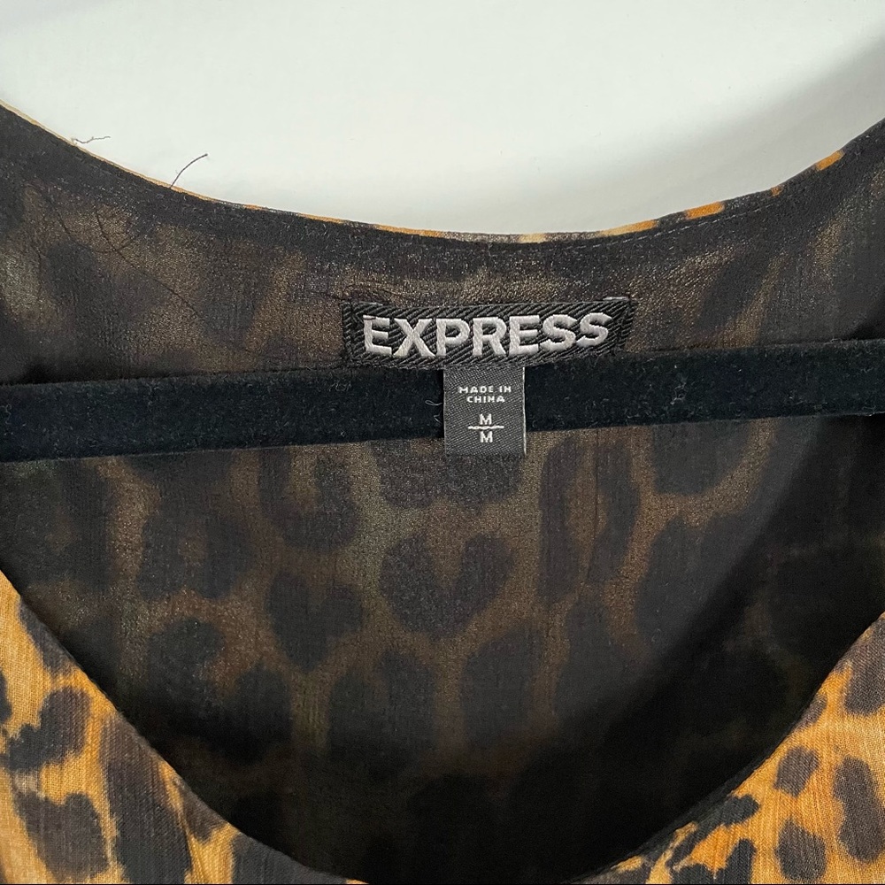 Express Leopard Top, Medium - Picture 3 of 3